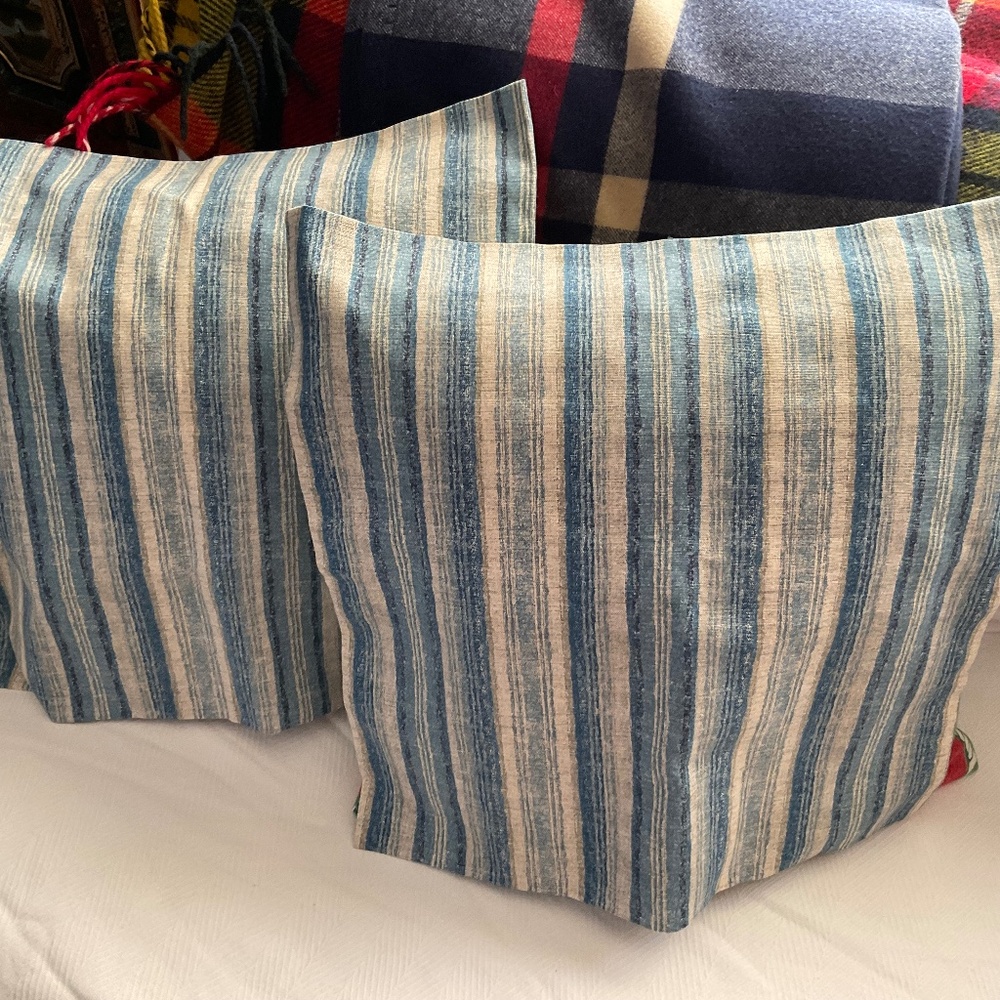 Striped pair of pillow covers, never used 19”x19”
